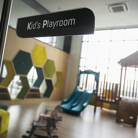 Econest Apartment By The One - Educity Nusajaya Nusajaya  Kültér fotó