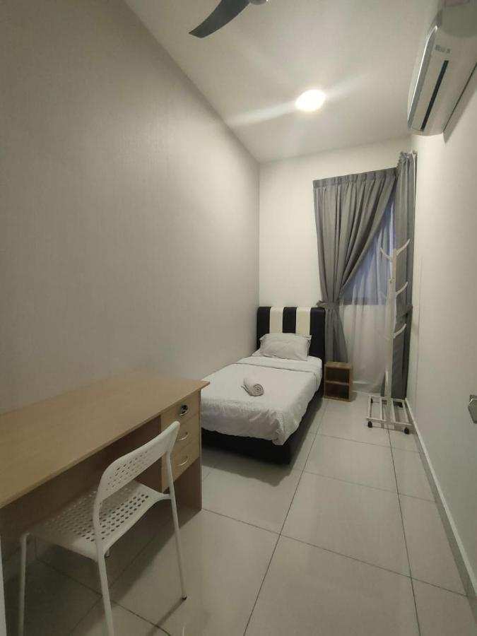 Econest Apartment By The One - Educity Nusajaya Nusajaya  Kültér fotó