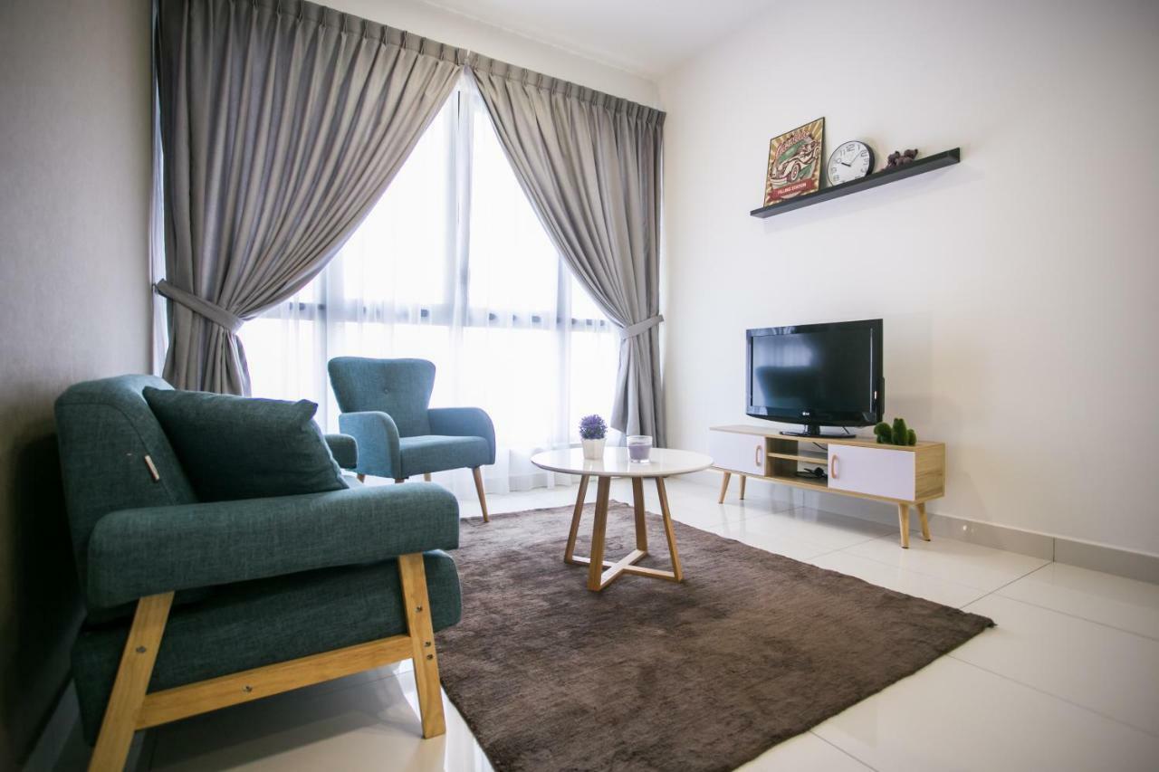 Econest Apartment By The One - Educity Nusajaya Nusajaya  Kültér fotó