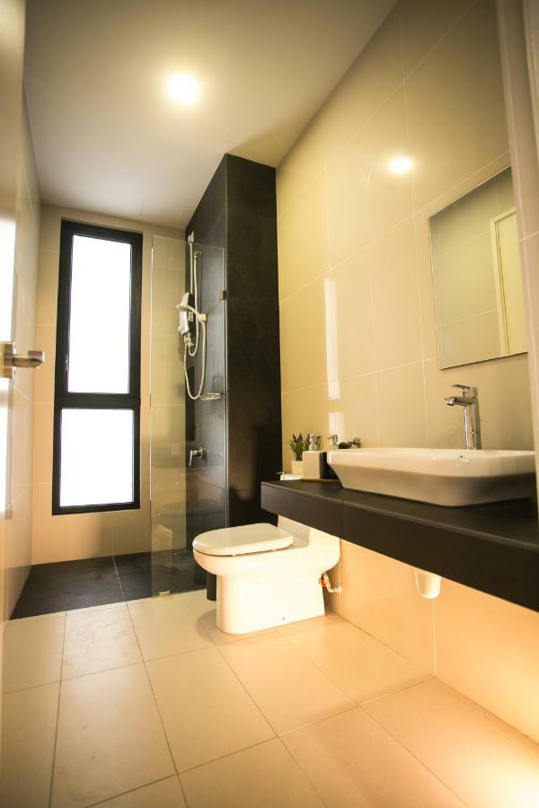 Econest Apartment By The One - Educity Nusajaya Nusajaya  Kültér fotó