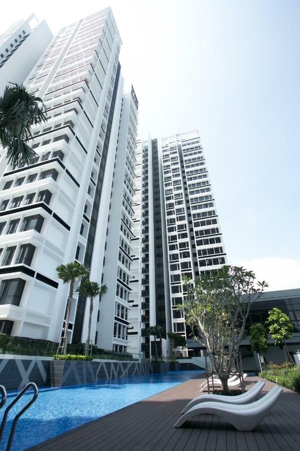 Econest Apartment By The One - Educity Nusajaya Nusajaya  Kültér fotó